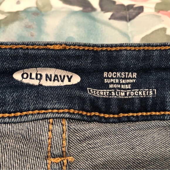 Old Navy ROCKSTAR Super Skinny High Rise  blue jeans- size 16 plus long - Picture 7 of 10